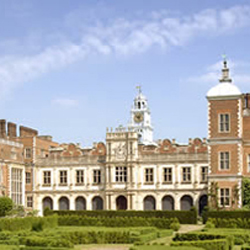 Post image for An Afternoon Adventure to Hatfield House